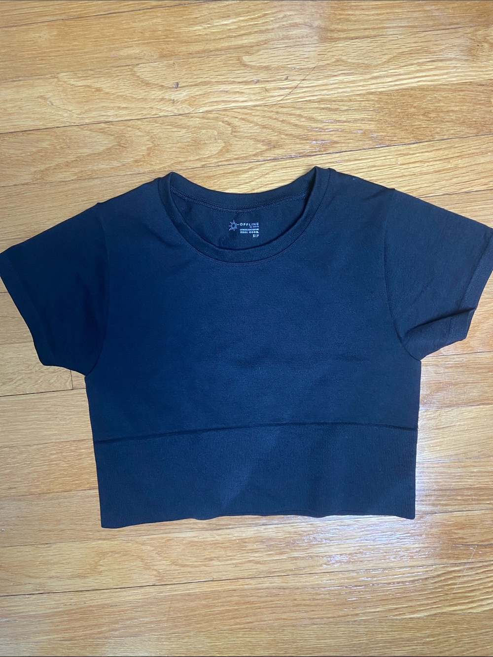 Offline by aerie Black Short Sleeve Cropped Crew Top